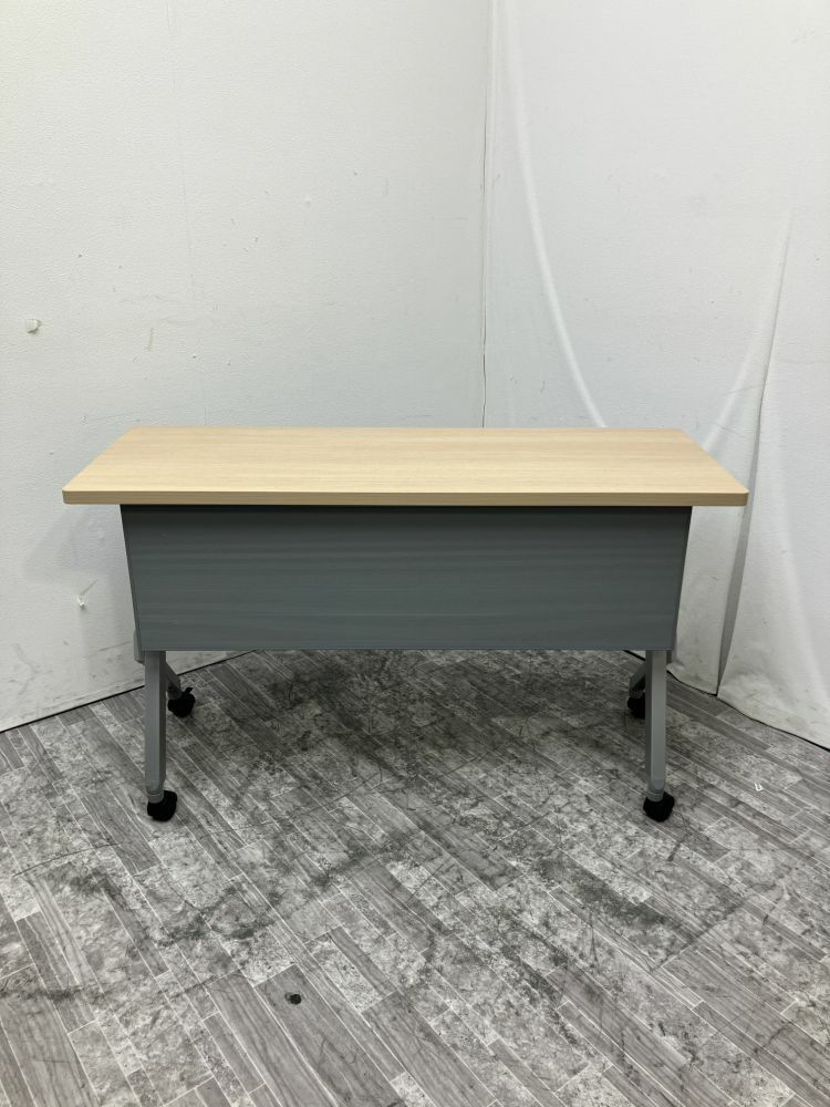 オカムラフラプターシリーズ 1200サイドスタックテーブル 商品画像1