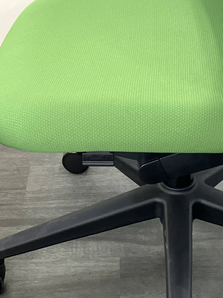 ウチダ（内田洋行）ニンバスチェア ニンバスチェア 商品画像7