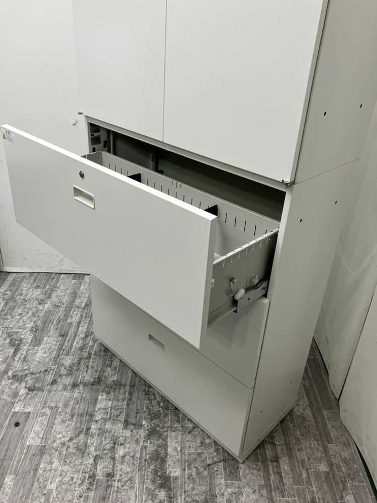 イトーキシンラインシリーズ 3段ラテラル・両開き上下書庫 商品画像4