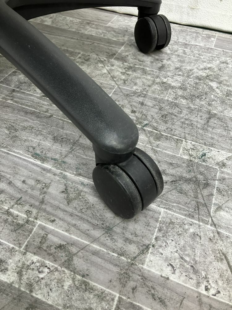 オカムラCarrozza(カロッツァ)チェア カロッツァチェア 商品画像5