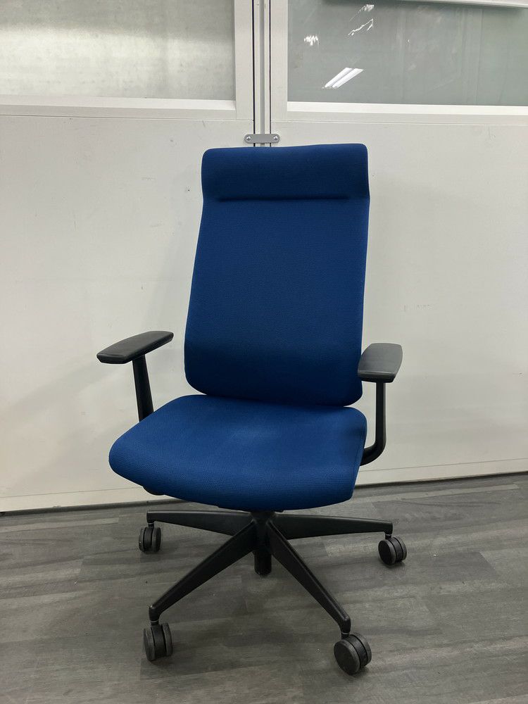 中古】ウィザード2 コクヨ/KOKUYO 肘無ローバックチェア 504137 - 中古オフィス家具ならオフィスバスターズ