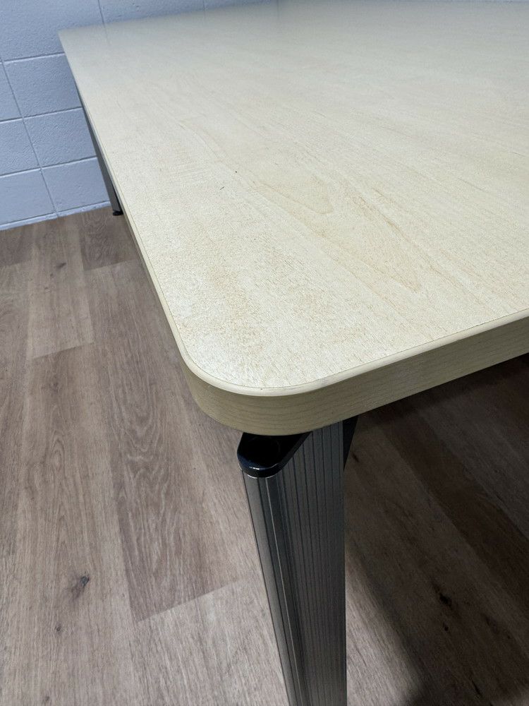 イトーキDEシリーズ 2100ミーティングテーブル 商品画像5