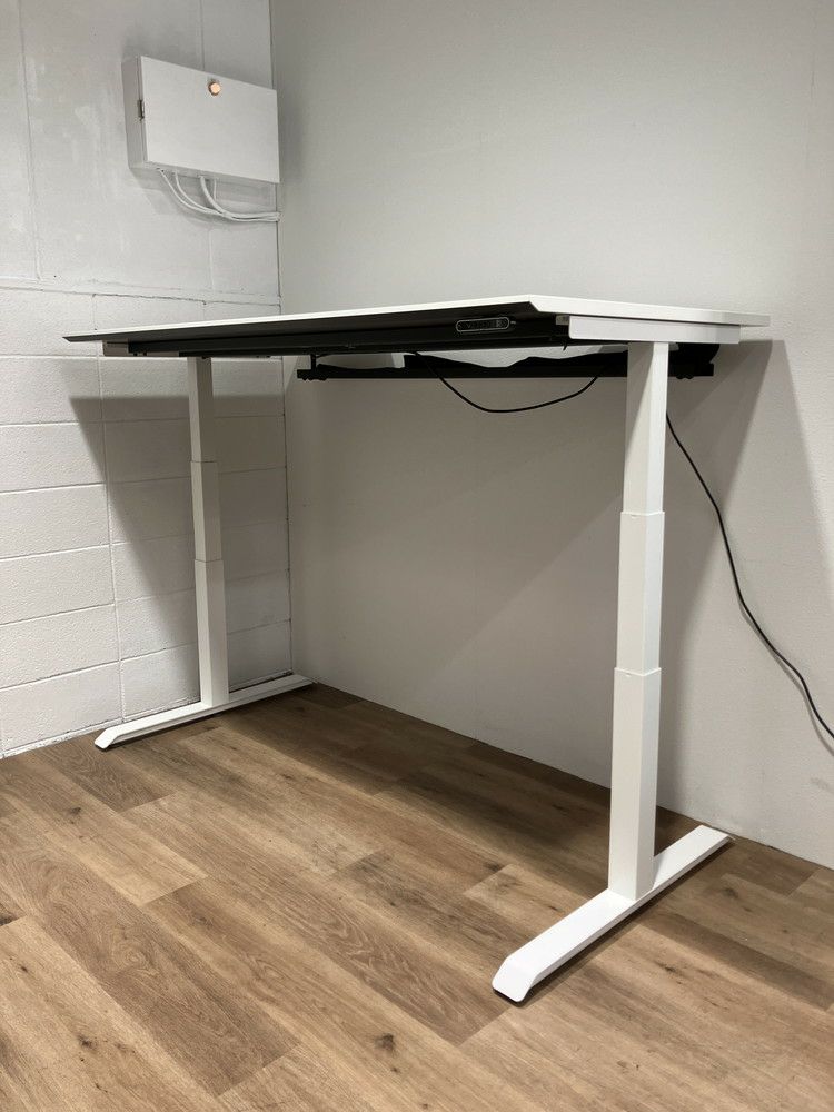 コクヨSEQENCE(シークエンス)シリーズ 1800電動昇降デスク 商品画像10