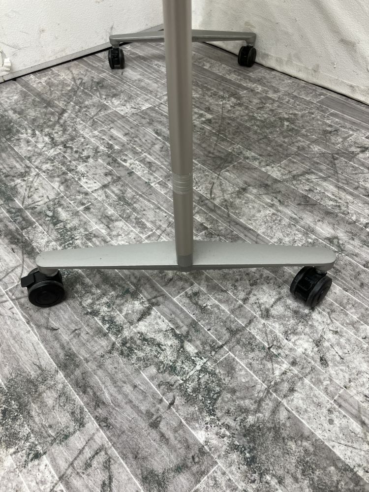 ウチダ（内田洋行）リンキー2シリーズ 縦型脚付両面ホワイトボード 商品画像6