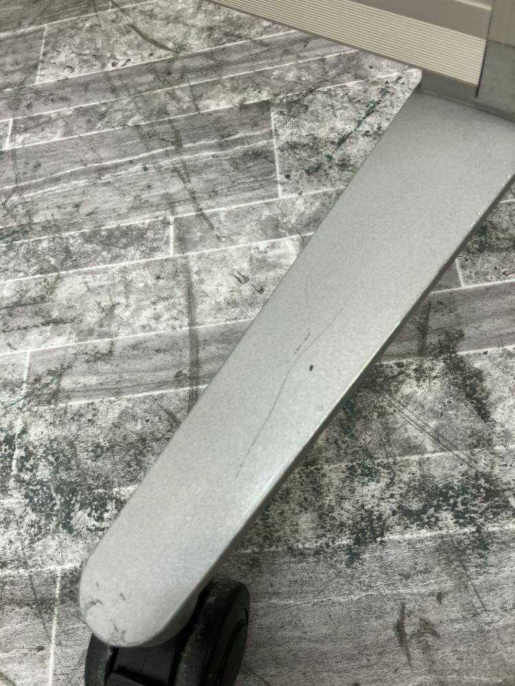 ウチダ（内田洋行）リンキー2シリーズ 縦型脚付両面ホワイトボード 商品画像7