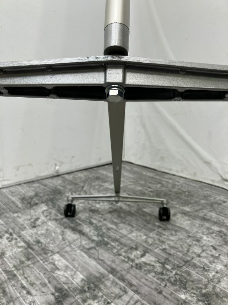 ウチダ（内田洋行）リンキー2シリーズ 縦型脚付両面ホワイトボード 商品画像9