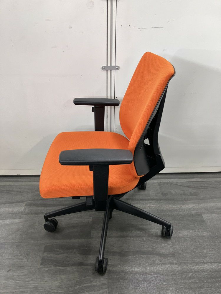 コクヨウィザード2（Wizard2）チェア 可動肘付ウィザード2チェア 商品画像3