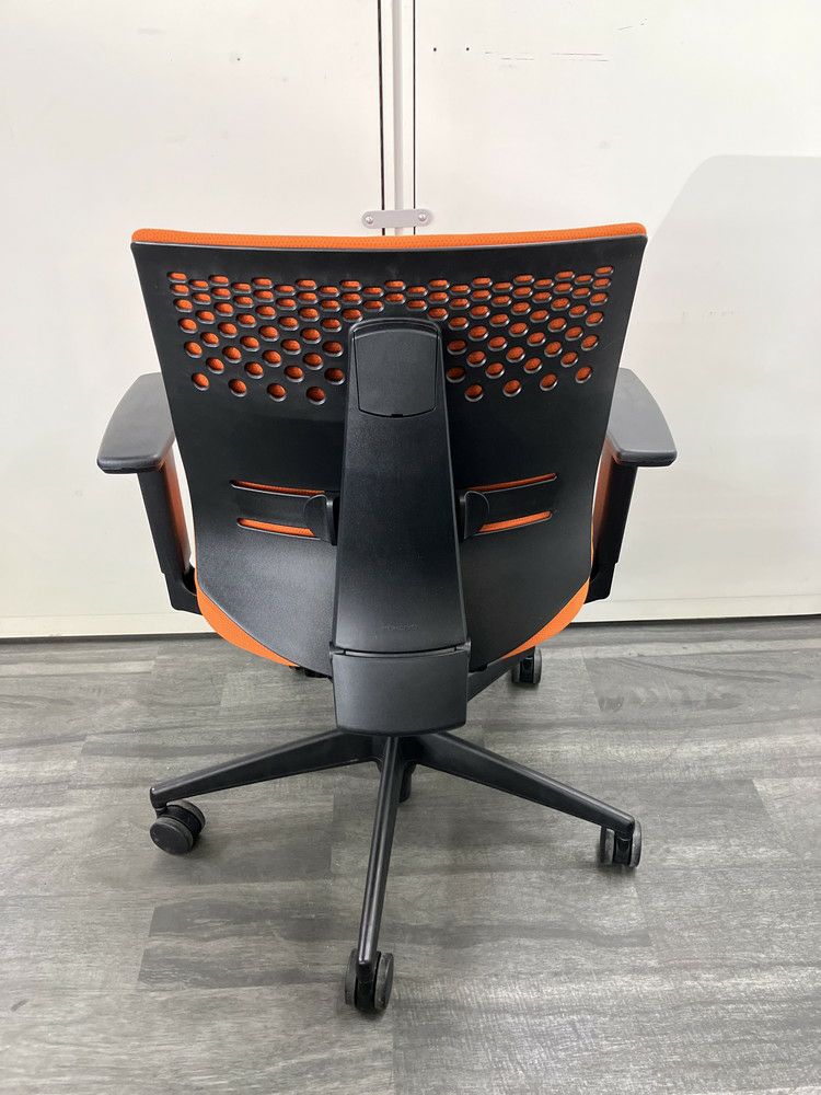 コクヨウィザード2（Wizard2）チェア 可動肘付ウィザード2チェア 商品画像4