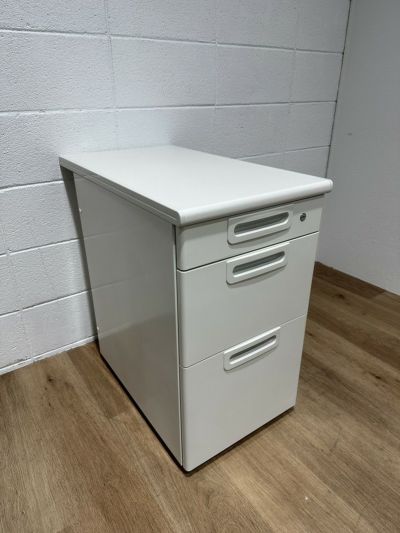 プラスOAデスクシステムシリーズ 脇机 商品画像1