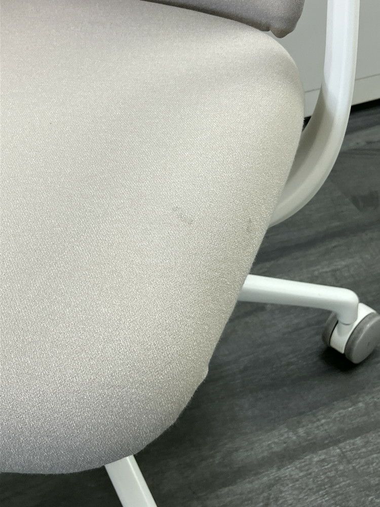 オカムラエントリー（ENTRY）チェア 固定肘付ライブスエントリーチェア 商品画像6