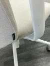 オカムラエントリー（ENTRY）チェア 固定肘付ライブスエントリーチェア 商品画像9