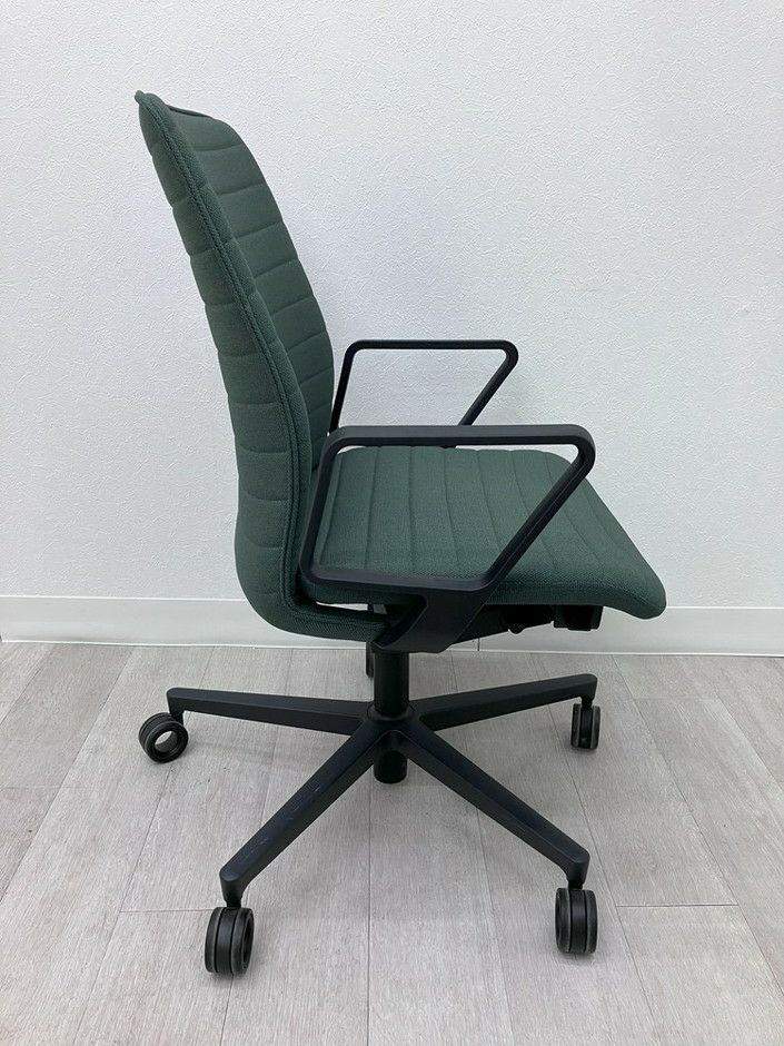 コクヨファブレ(FABRE) シリーズ 固定肘付ファブレチェア 商品画像3