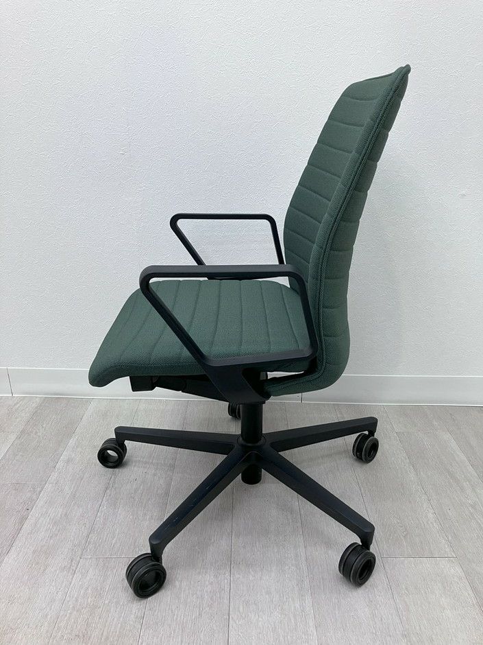 コクヨファブレ(FABRE) シリーズ 固定肘付ファブレチェア 商品画像5