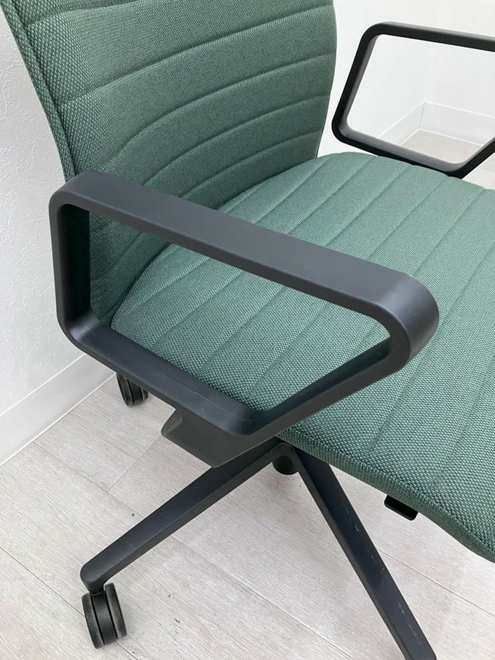 コクヨファブレ(FABRE) シリーズ 固定肘付ファブレチェア 商品画像7