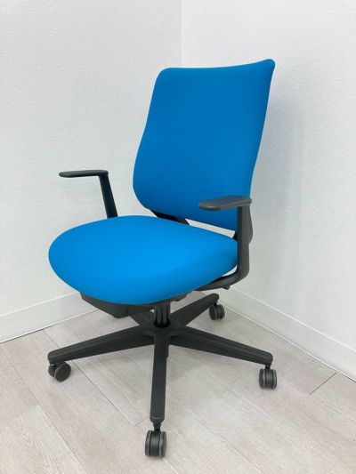 コクヨMitra2（ミトラ2）チェア 固定肘付ミトラ2チェア 商品画像1
