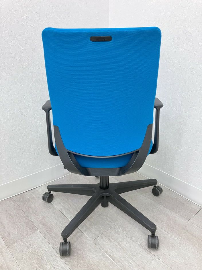 コクヨMitra2（ミトラ2）チェア 固定肘付ミトラ2チェア 商品画像4