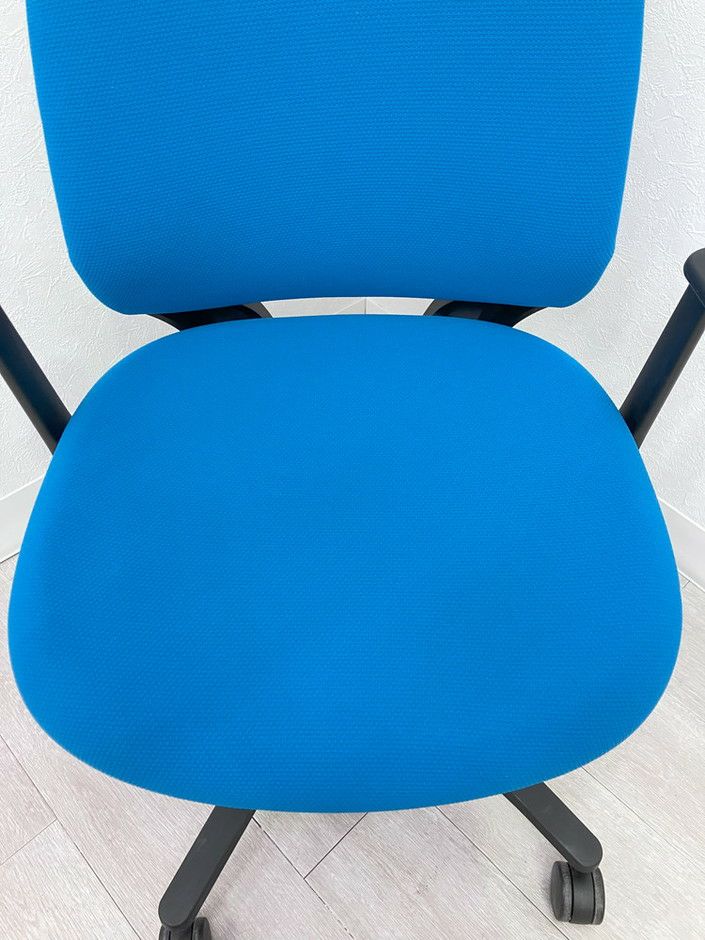 コクヨMitra2（ミトラ2）チェア 固定肘付ミトラ2チェア 商品画像7