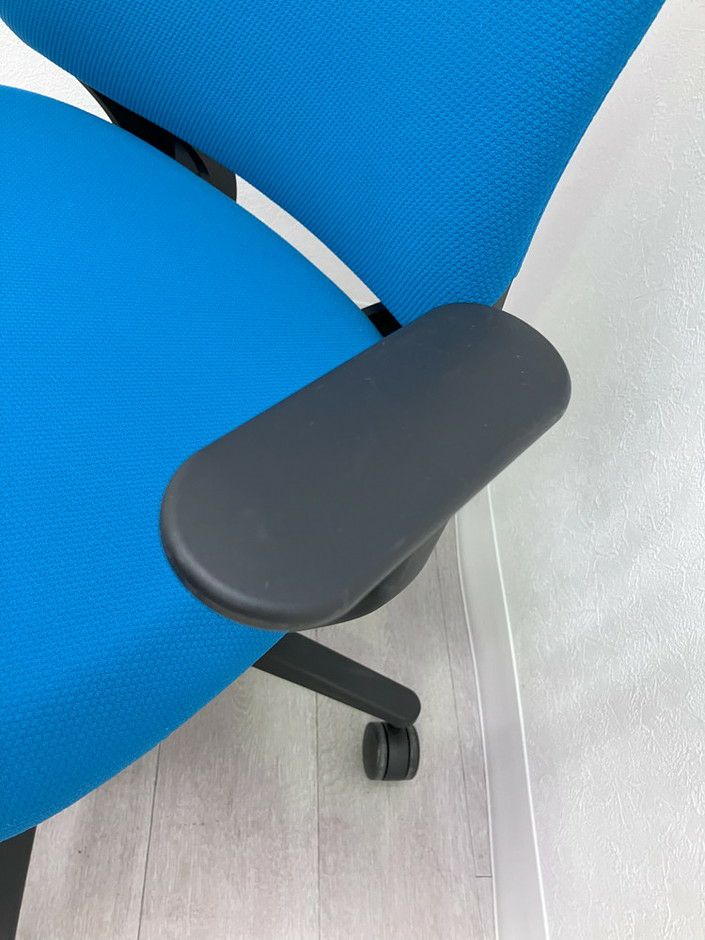 コクヨMitra2（ミトラ2）チェア 固定肘付ミトラ2チェア 商品画像9