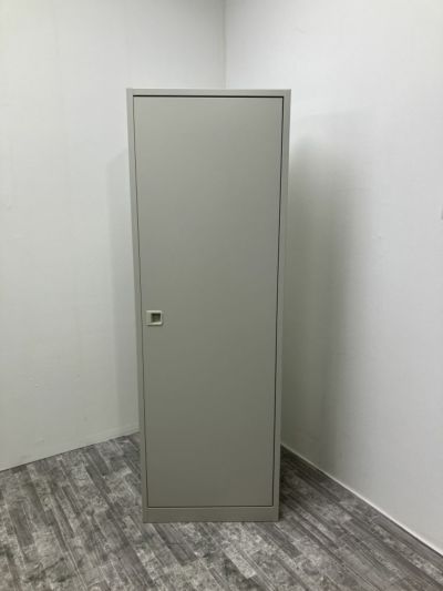 オカムラ掃除道具ロッカー 商品画像1