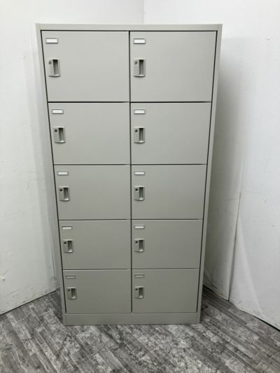 オカムラ 10人用ロッカー