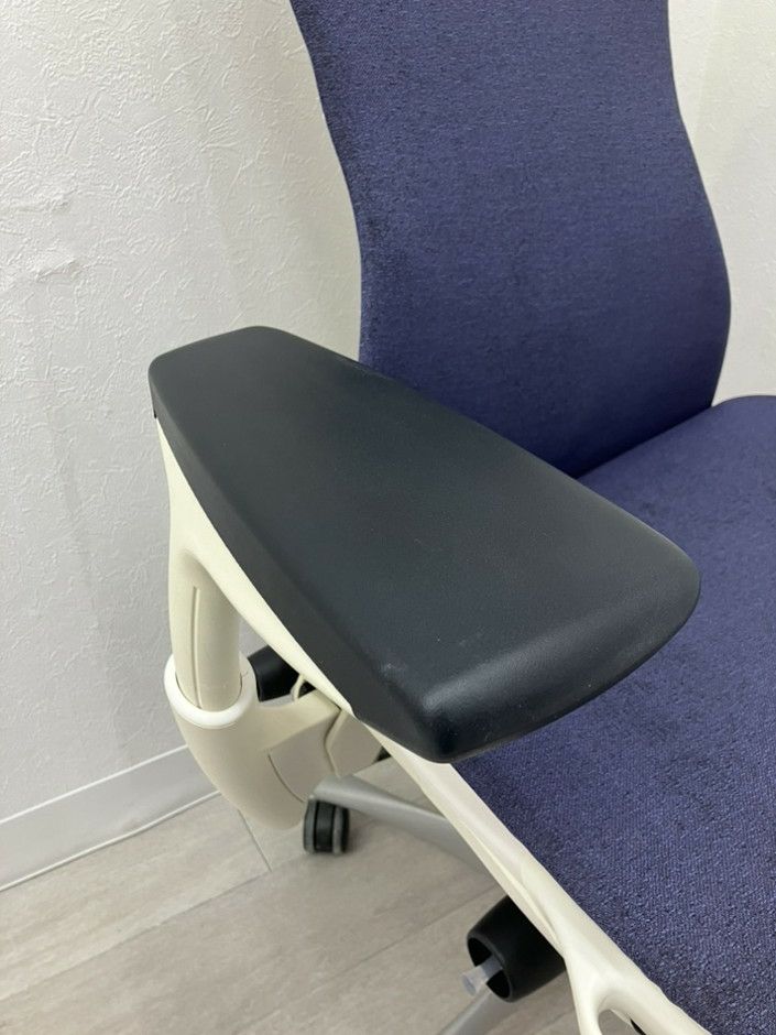 HermanMiller（ハーマンミラー）エンボディチェア 可動肘付エンボディチェア 商品画像8