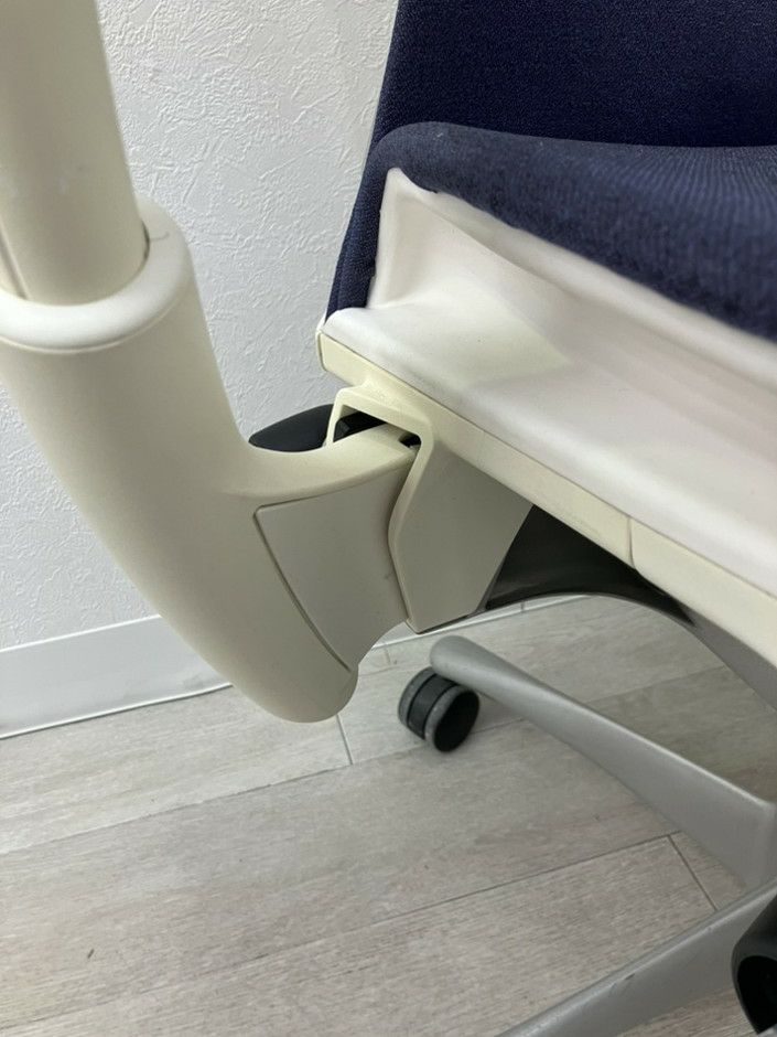 HermanMiller（ハーマンミラー）エンボディチェア 可動肘付エンボディチェア 商品画像13
