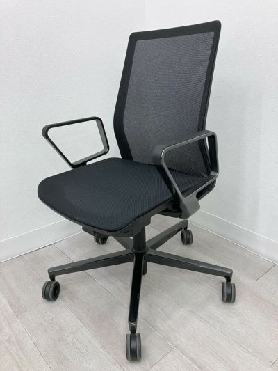 コクヨ 固定肘付ファブレチェア