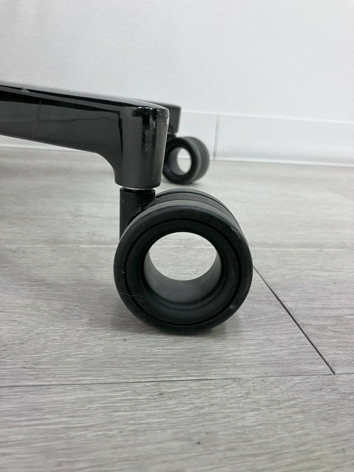 コクヨファブレ(FABRE) シリーズ 固定肘付ファブレチェア 商品画像8