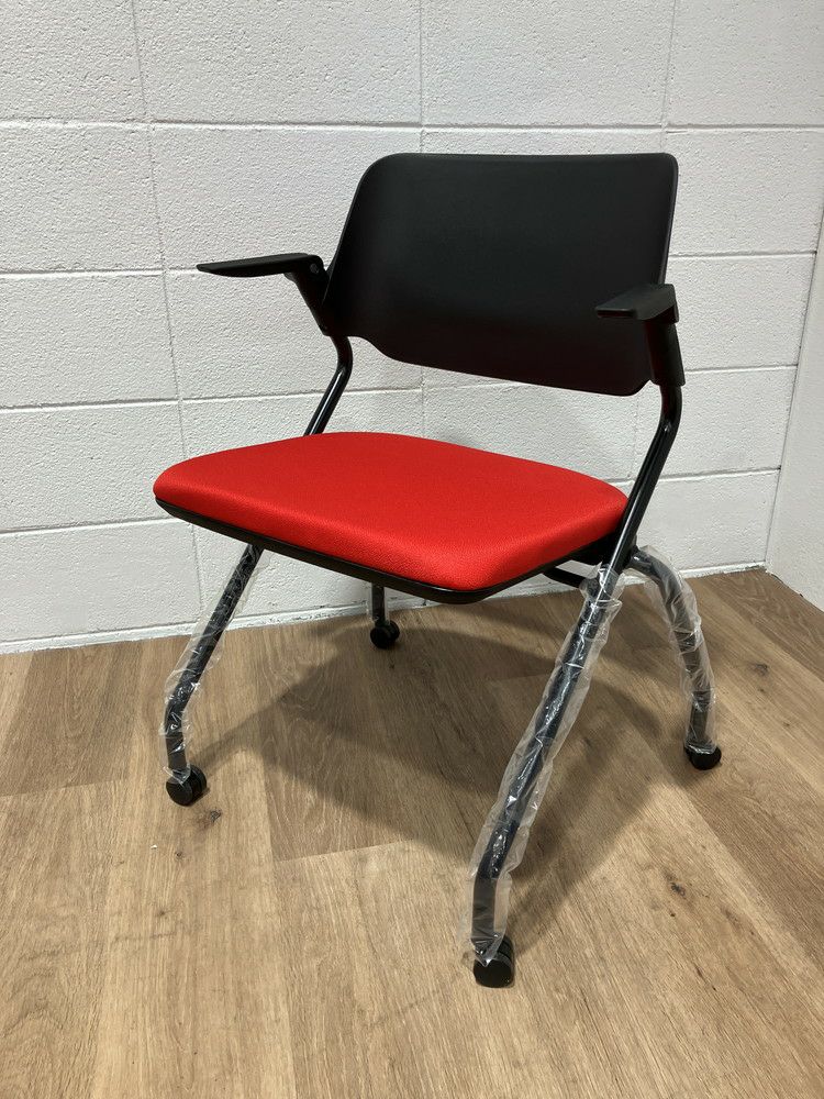 ライオンネスティングチェア 商品画像1