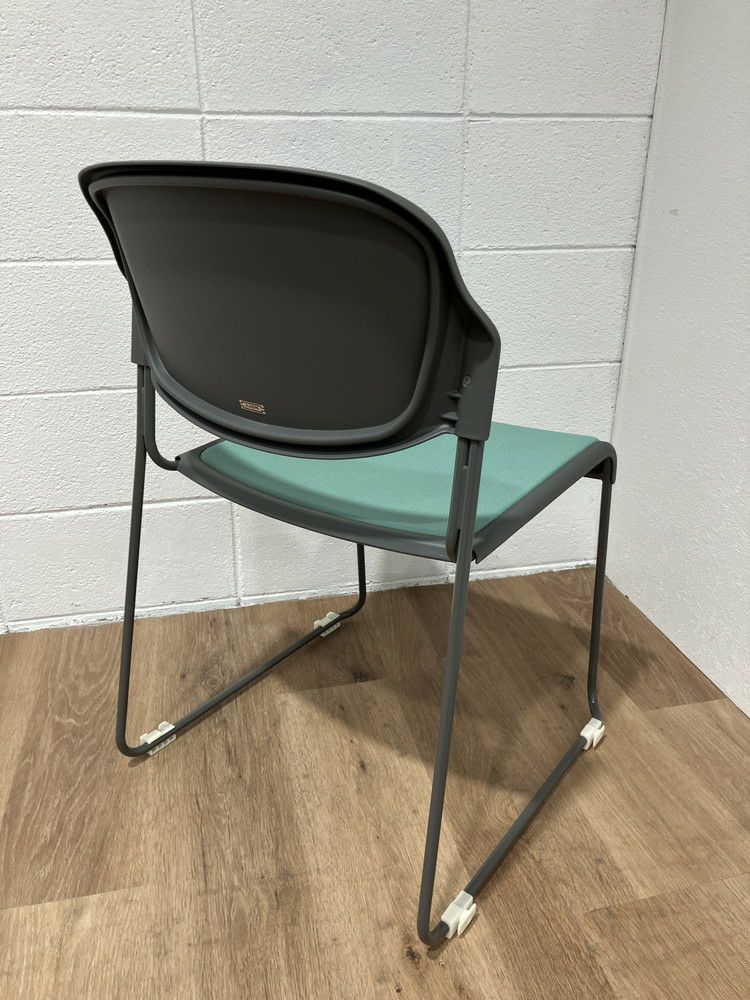 ライオンスタッキングチェア 商品画像2