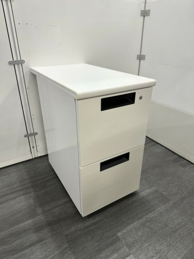 プラスフラットラインシリーズ 脇机 商品画像1