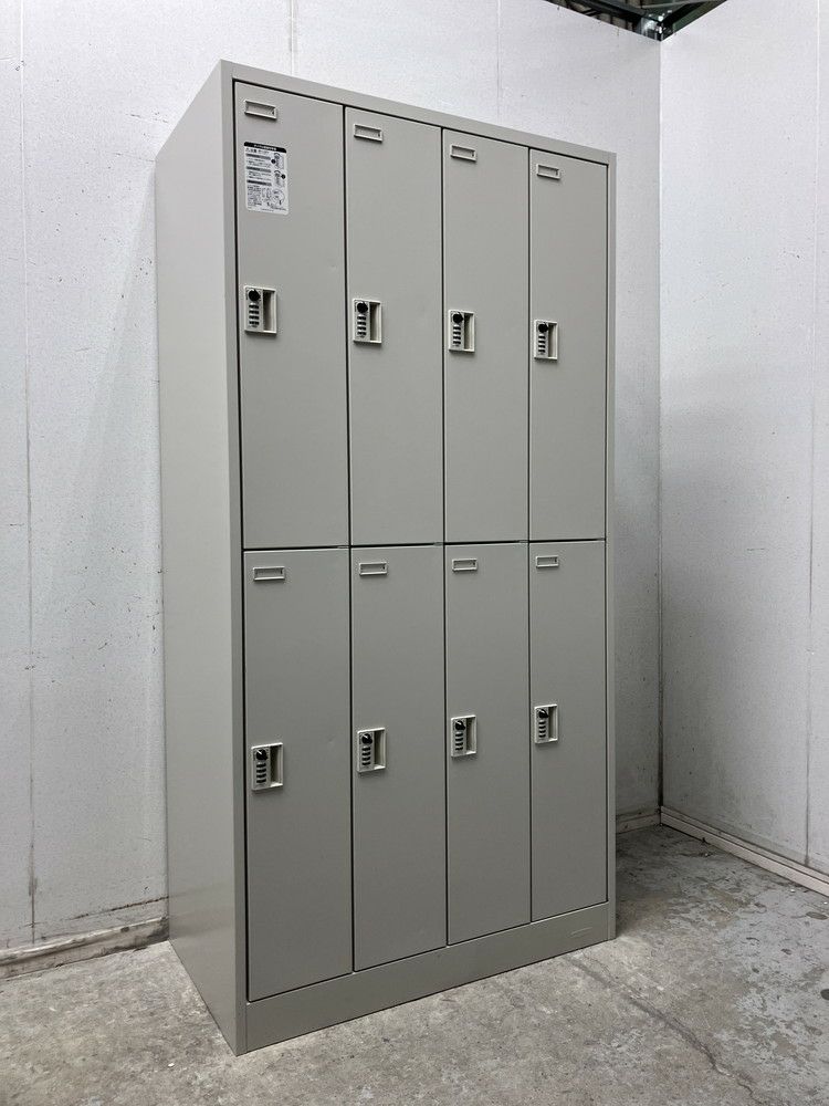 オカムラFZタイプシリーズ 8人用ロッカー 商品画像1