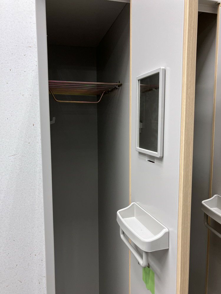 イトーキLB(エルビー)シリーズ 4人用ロッカー 商品画像4