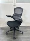 Knoll（ノール）Generation(ジェネレーション)チェア 可動肘付ジェネレーションチェア 商品画像1