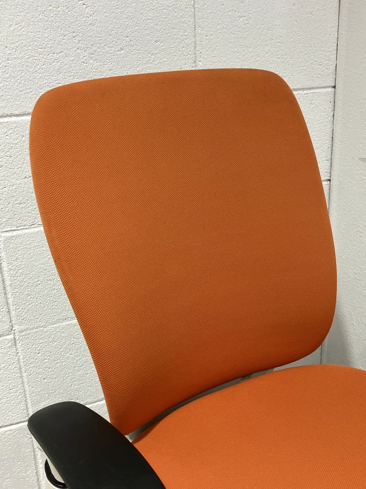 イトーキfulgo(フルゴ)チェア 可動肘付フルゴチェア 商品画像5