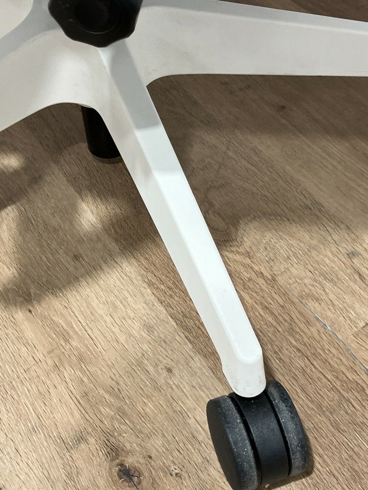 イトーキfulgo(フルゴ)チェア 可動肘付フルゴチェア 商品画像9