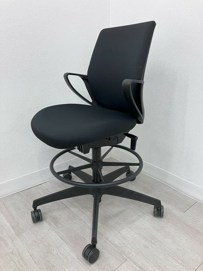 コクヨピコラ(picora)チェア 固定肘付ピコラチェア 商品画像1