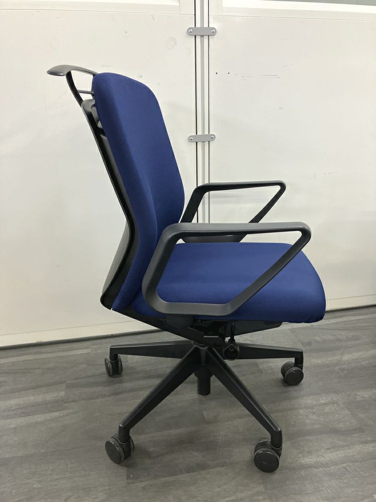 ウチダ（内田洋行）KRENE（クレネ）チェア 固定肘付クレネチェア 商品画像3