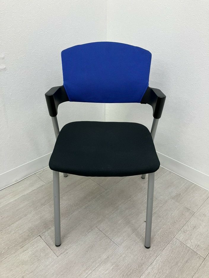 コクヨプロッティシリーズ スタッキングチェア 商品画像2