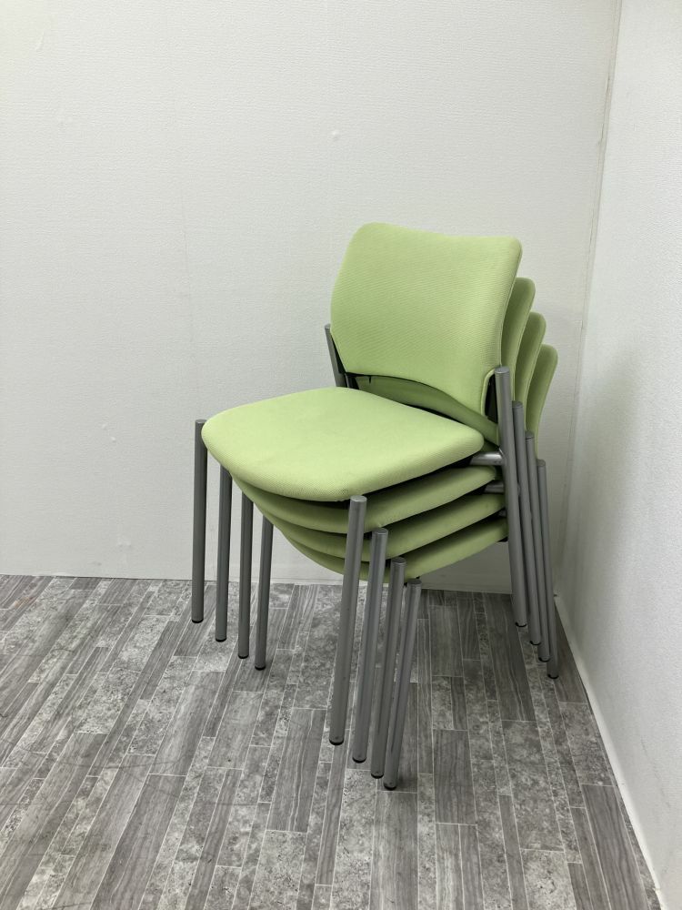 オカムラ8147シリーズ スタッキングチェア 商品画像9