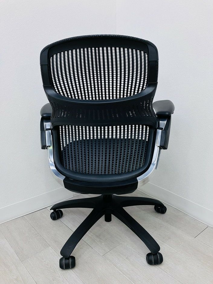 Knoll（ノール）Generation(ジェネレーション)チェア 肘付ジェネレーションチェア 商品画像4