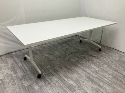 コクヨJUTO（ジュート）シリーズ 2100ミーティングテーブル 商品画像1