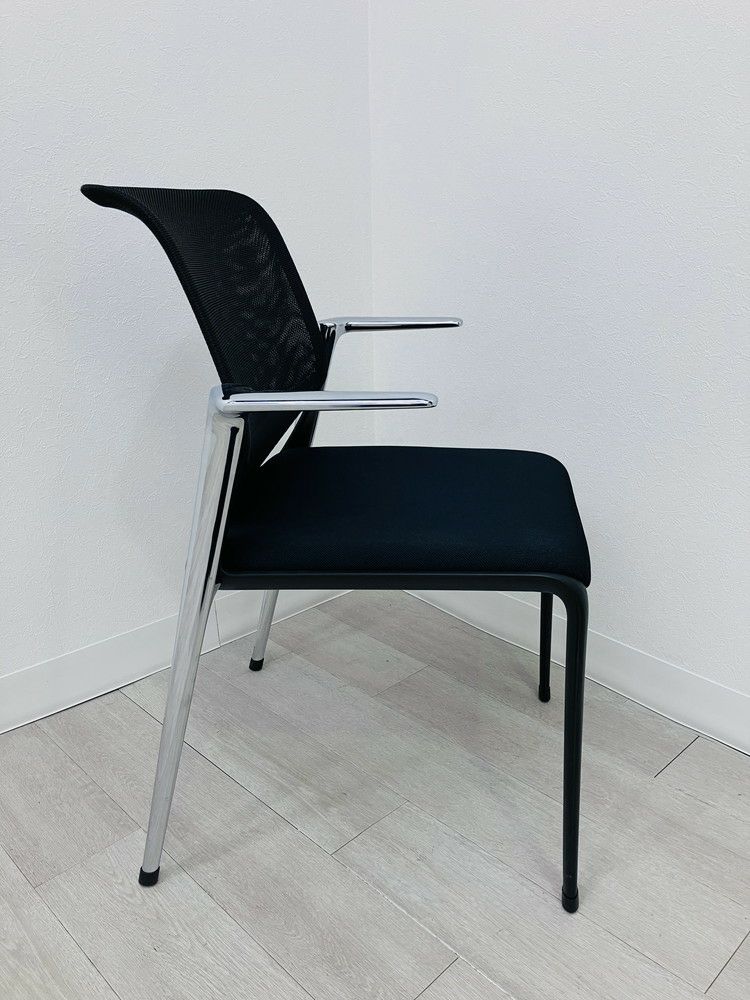 Vitra（ヴィトラ）Meda Slim(メダスリム) シリーズ スタッキングチェア 商品画像3