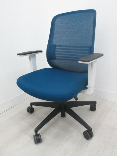 コクヨシロッコ（Scirocco）チェア 可動肘付シロッコチェア 商品画像1