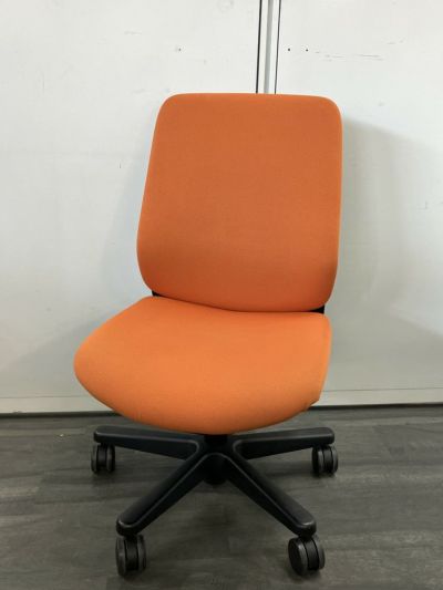 イトーキトルテRチェア 商品画像1