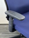 オカムラESCUDO(エスクード)チェア 可動肘付エスクードチェア 商品画像10