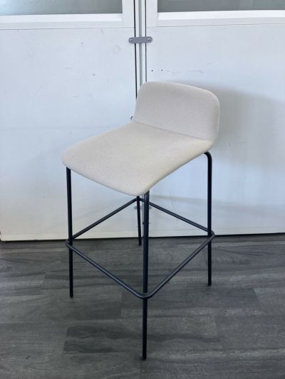 イトーキknot Work(ノットワーク)シリーズ ハイチェア 商品画像1