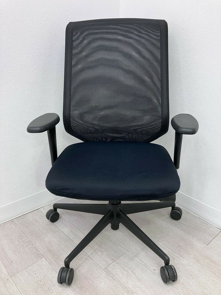 Vitra（ヴィトラ）MEDAPRO/メダプロチェア 可動肘付メダプロチェア 商品画像2