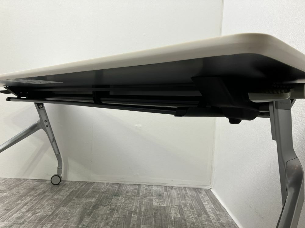 コクヨ1800サイドスタックテーブル 商品画像8