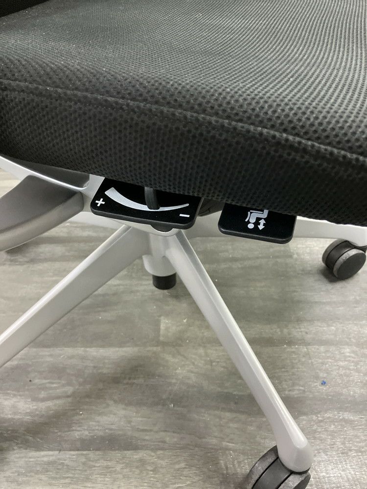 オカムラChoral（コーラル）チェア 可動肘付コーラルチェア 商品画像11